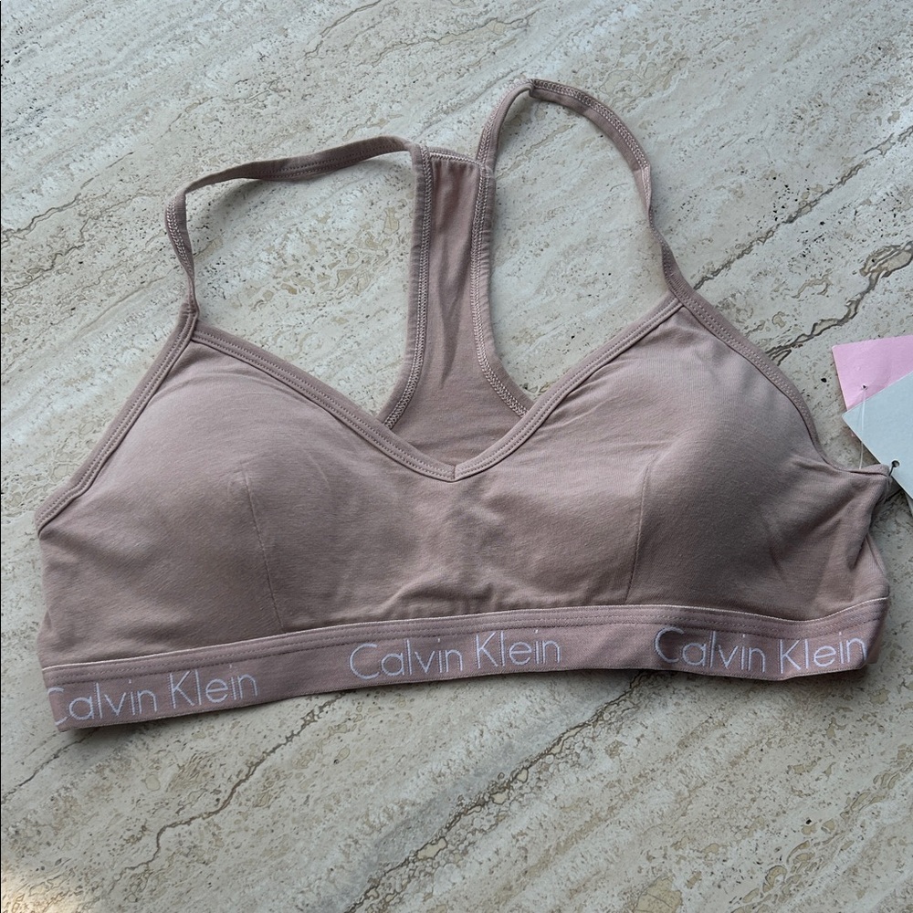 NEW 🆕 Calvin Klein Women's Soft Lightly Lined Bralette size L